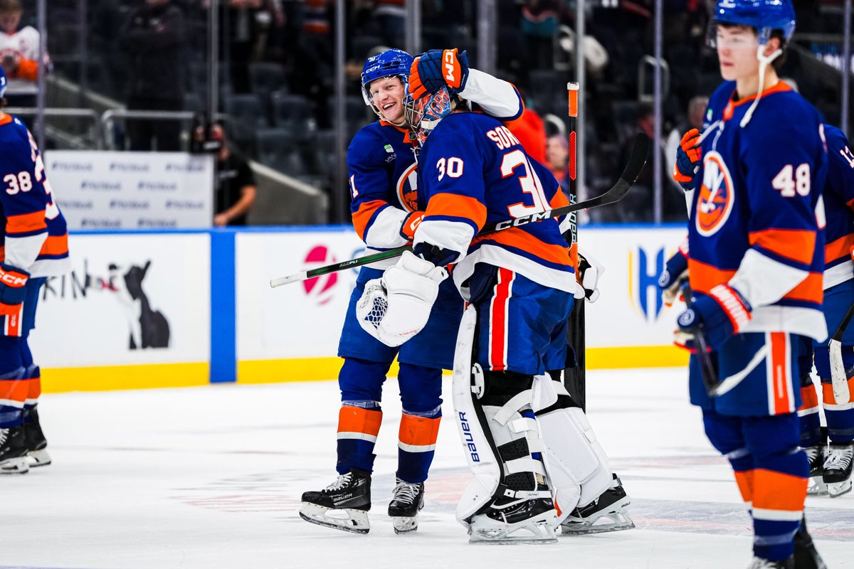 NYIslanders's tweet image. NO SUNDAY SCARIES HERE.