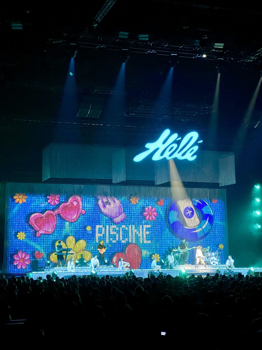 Mélodie. tweet media