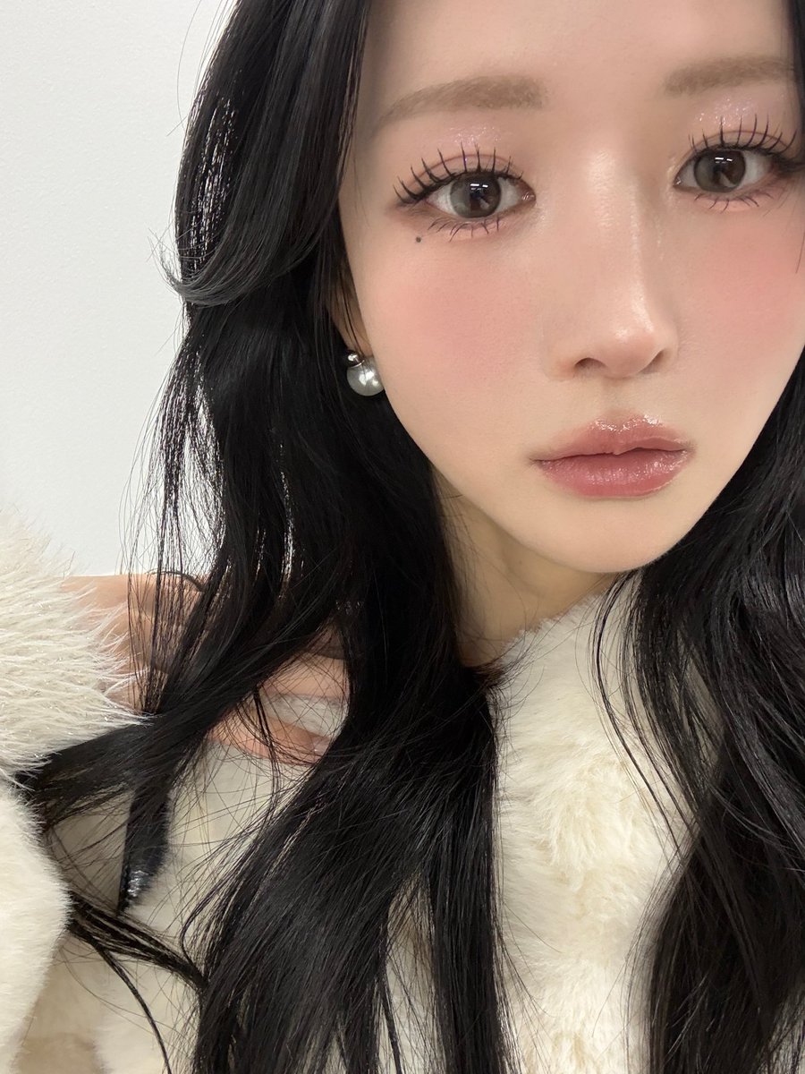 Yvy4x9c's tweet photo. ひさびさ〜💞完全ふっかつ💞

マゾ期終わったからだれか貼り合いあいしてくれなーい？💞
マゾ先輩でもいいよ？💞

誰かこわさせてー💞
#貼り合い https://t.co/YQYw9AbJPf