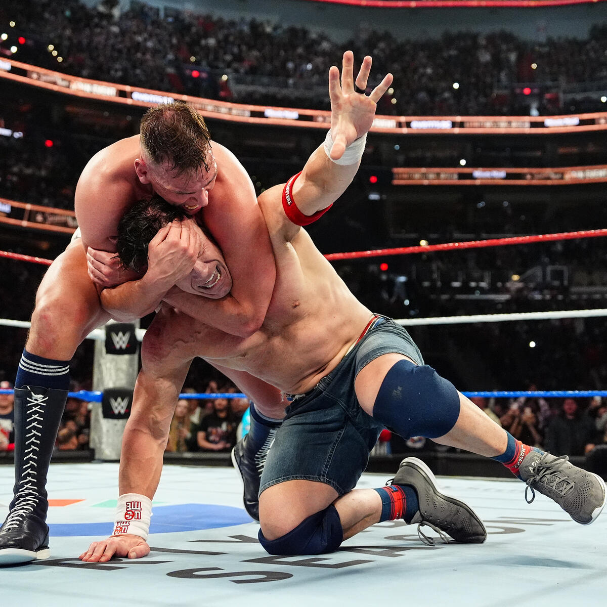 EliteClubS0B's tweet image. John Cena’s father says he didn’t like the ending of John Cena’s final match, believing it would’ve been better if Cena had passed out while trying to break GUNTHER’s hold instead of tapping out.

(via Bill Apter)
