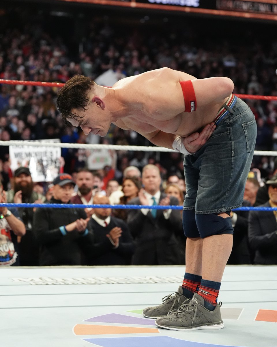 ジョン・シナ
伝説は永遠に。