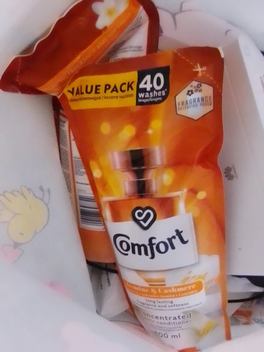 The best fabric  conditioner and scent by far. 
#girltalkza
