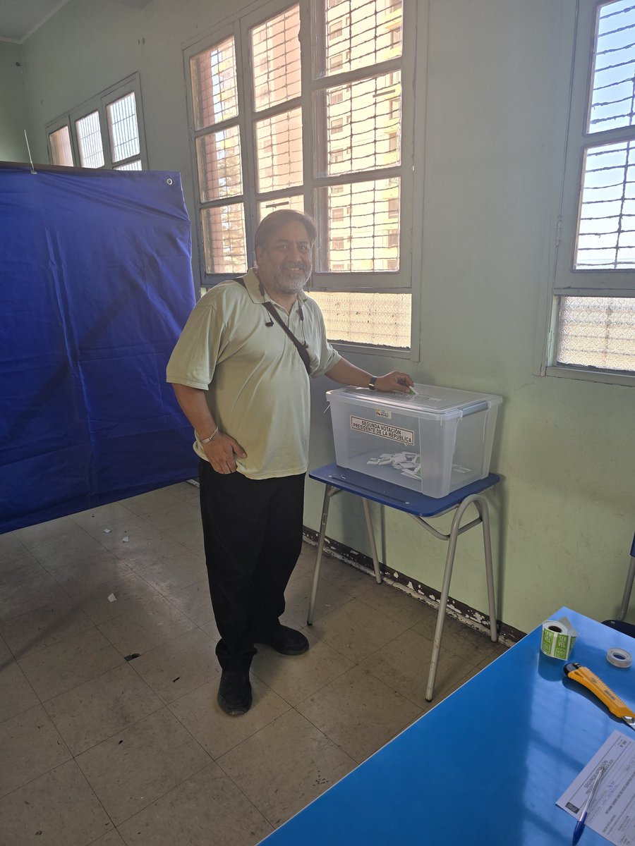 La Estrella de la esperanza continuará siendo nuestra (V.J), 
Hay que luchar y luchar, aunque en ello se nos vaya la vida (G.M)
#Elecciones2025CL #JaraPresidentaDeChile #Jara <a href="/jeannette_jara/">Jeannette Jara Román</a> <a href="/AstudilloDanisa/">Danisa Astudillo</a> <a href="/matiasramirezpa/">Matias Ramirez Pascal</a> <a href="/UtsWalmart/">UTSWalmart</a> <a href="/Cutchile/">CUT Chile ✍️🗳</a>