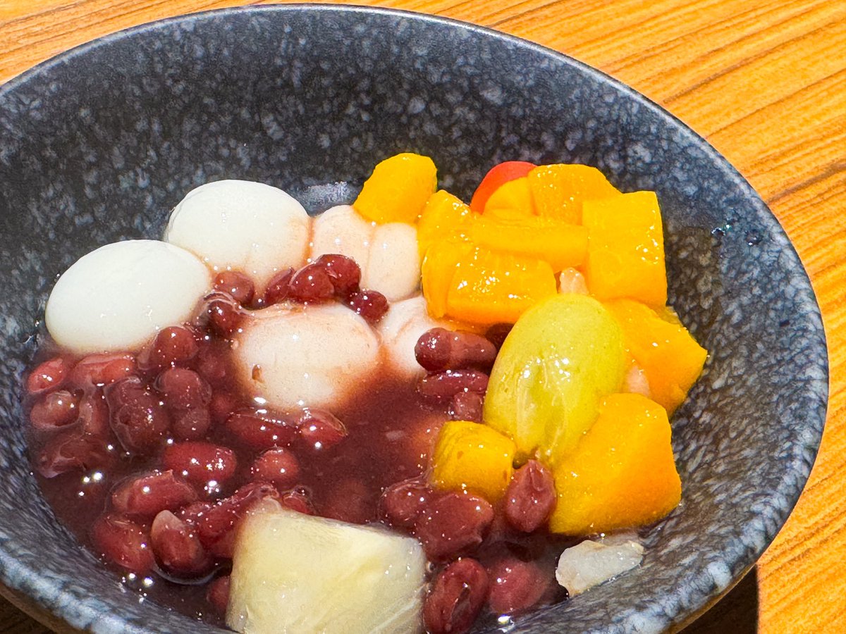 今夜は、娘ちゃんテストお疲れ焼肉パーティーでした🎉💕✨まじおつでした〜😆🍖🍗✨