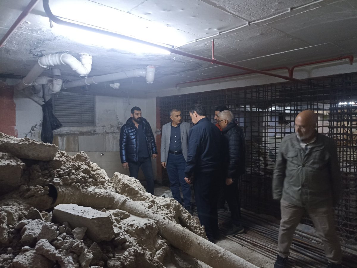 🏗️ İl Millî Eğitim Müdürümüz Gürhan Çokgezer, Nilüfer İlçe Millî Eğitim Müdürümüz Abdullah Şahin ve İl Millî Eğitim İnşaat ve Emlak Hizmetleri Birimi Şube Müdürümüz Mustafa Sayın ile birlikte deprem güçlendirme ihalesi yapılan Nilüfer 15 Temmuz İlkokulu, Halil İnalcık Bilim ve