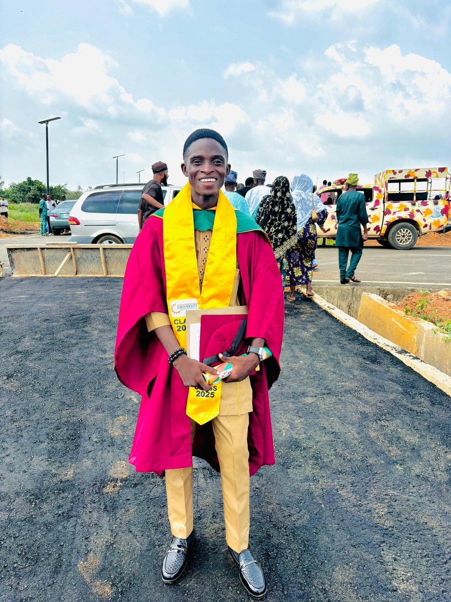 joshuaoyerinde1's tweet photo. God did!
B. Sc Cybersecurity (First Class Honour)
Best graduating students in Cybersecurity department
Top 1% in Cybersecurity department
Co-found a Cybersecurity community
Former AATU GDG on Campus Cybersecurity Lead
Former NACOS AATU Chapter PRO
#AATU #GDG https://t.co/5c7Rkq4aaW