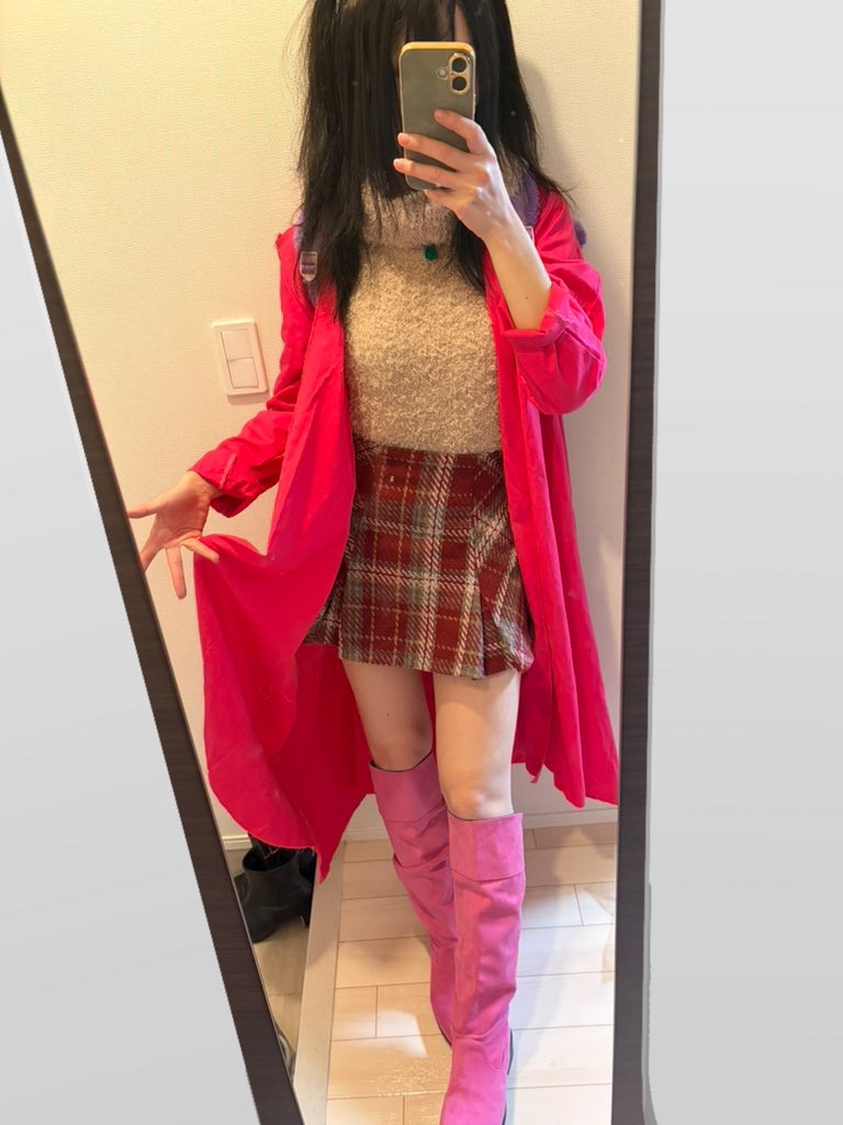 なつみかんウィッグ、ブーツ しんどい！！！三十路でポップンのツララのコスプレはしんどい😭黒