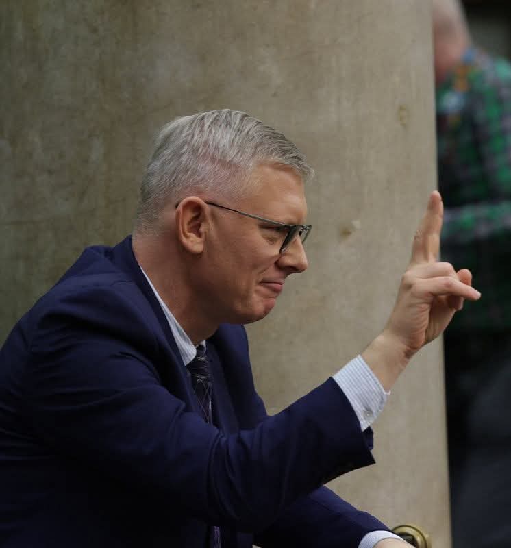 ‼️Sławomir Cenckiewicz przywrócił usunięty przez Tuska raport jego komisji ds. badania rosyjskich wpływów. Tym samym ponownie raport obowiązuje jako państwowy dokument!