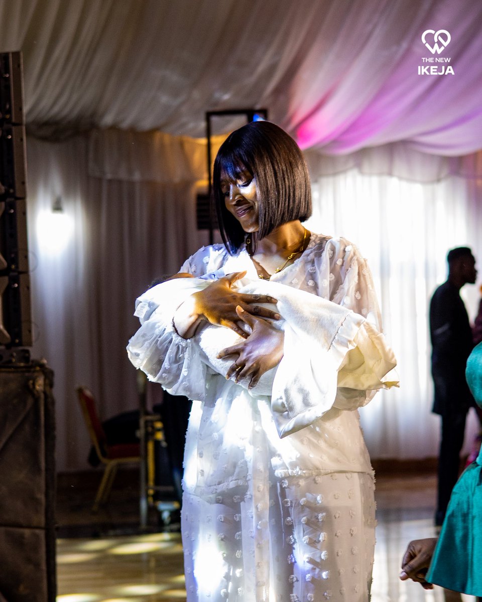 TheNew_ikeja's tweet image. Our hearts overflow with praise as we celebrate these beautiful unions and the precious lives added to us.

May you soar in God’s love and favour.

#ThanksgivingService
#WeAreTheNew