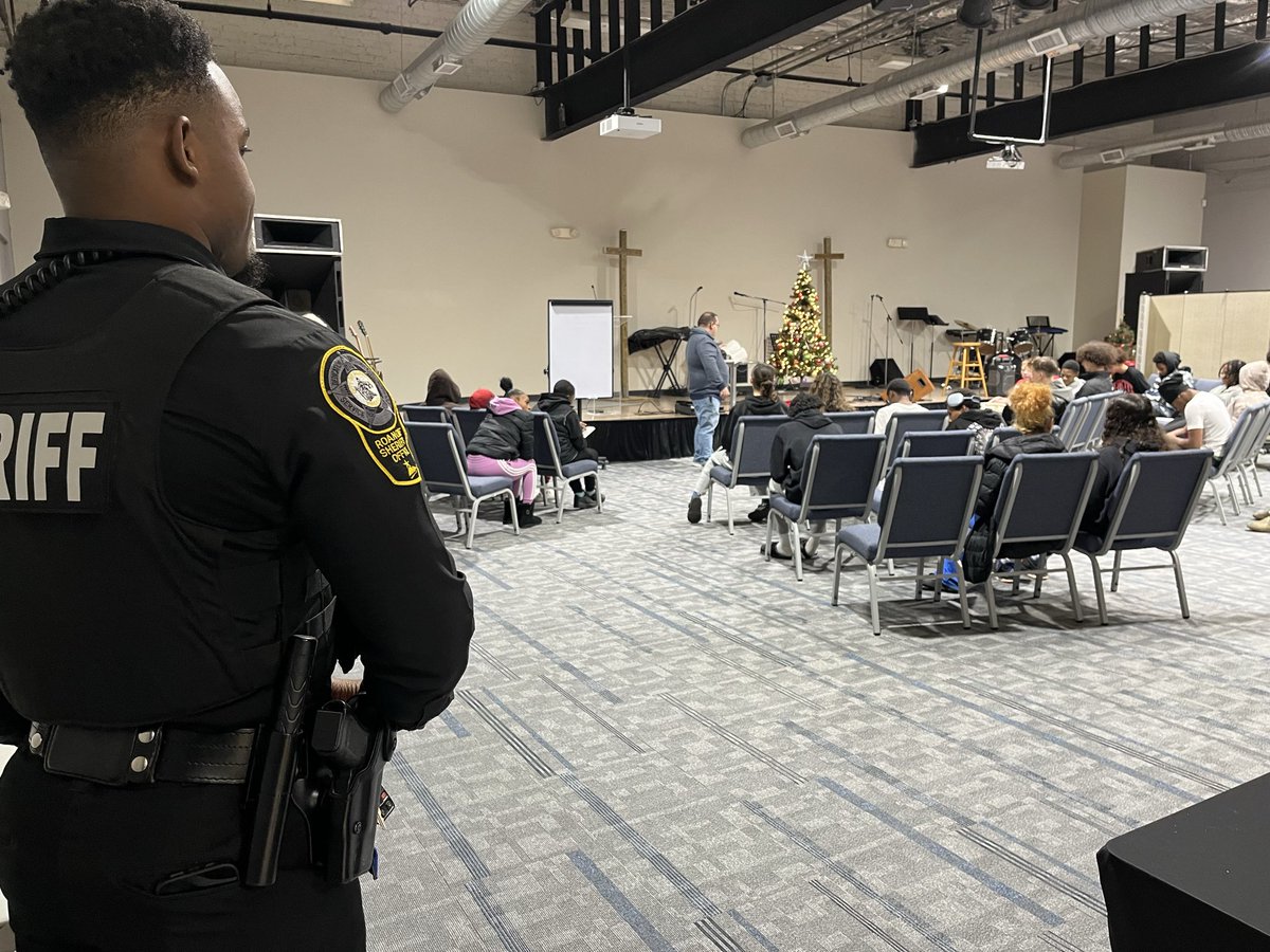 str8st's tweet image. We want to thank The Bridge Church for our meal last night and spending time with the students. Great night as the kitchen was open to make cookies and yea, we ended the night with cocoa and fresh cookies!