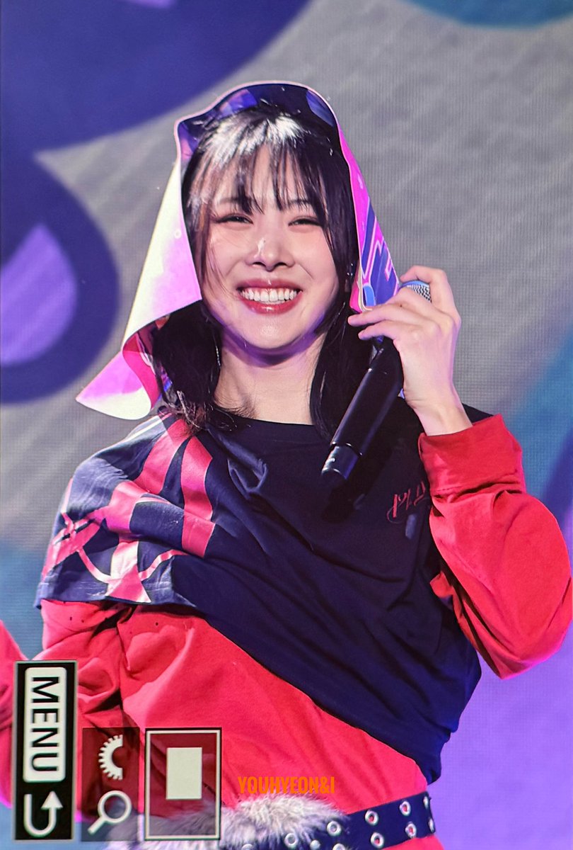 YouHyeonAndI's tweet image. 251214
🫳🫳🐶🐶
#드림캐쳐 #Dreamcatcher  #UAU 
#유현 #YOOHYEON