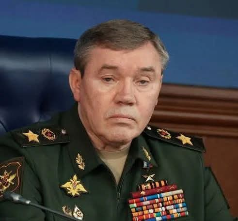 They say that “Mu-mu,” that is, the Chief of the General Staff of the Russian Armed Forces, Gerasimov, has been “taken down” by the Chekists. 😁

So what now?
Will they be planning military operations at Lubyanka? 🤣

Spinning intrigues, staging provocations, and carrying out