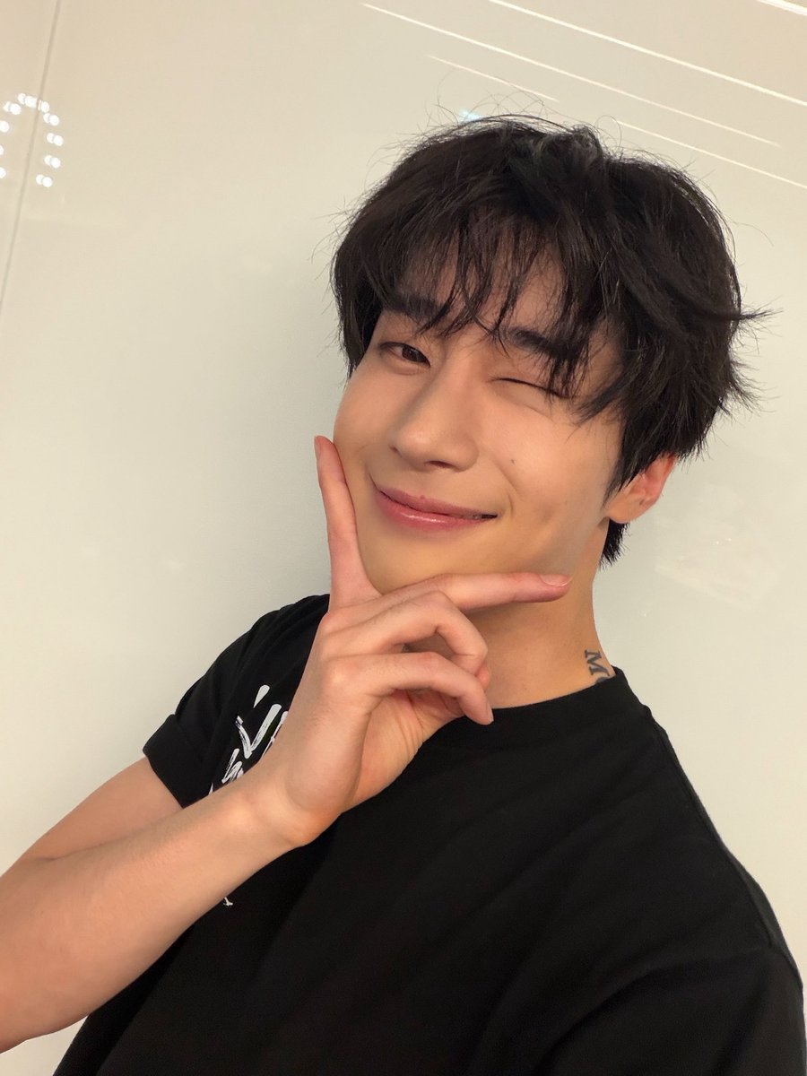 한승우(Han Seung Woo) tweet media