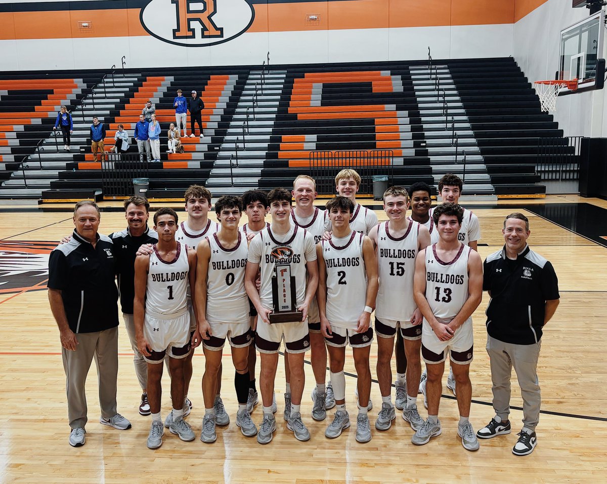 Bringitstrong's tweet photo. 2025 #RepublicInvitational Tourney Champions
Rolla has been playing in this tourney for 12 years. 10 of those years we had a son playing on the team. Championships in 2014, 2018, 2025. All 3 boys now have a championship!
#BookendChampionships
@EthanBrown2026 https://t.co/9I6jHTKTRe