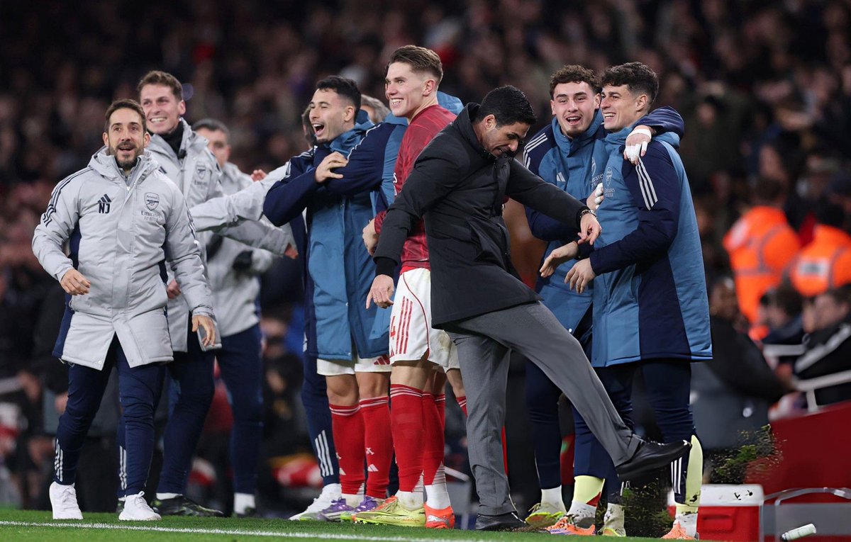 Top Gunner 🔴⚪️🔝 tweet media