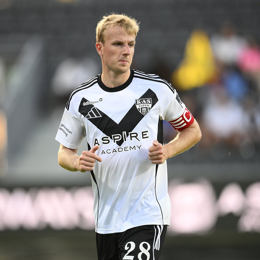 DAZN_BENL's tweet image. 🇧🇪 KAS Eupen - Club NXT
🕗 LIVE vanaf 16u00
📲 De DAZN-app
🔗 dazn.pub/app
🎙 Sander Creël

#EUPNXT