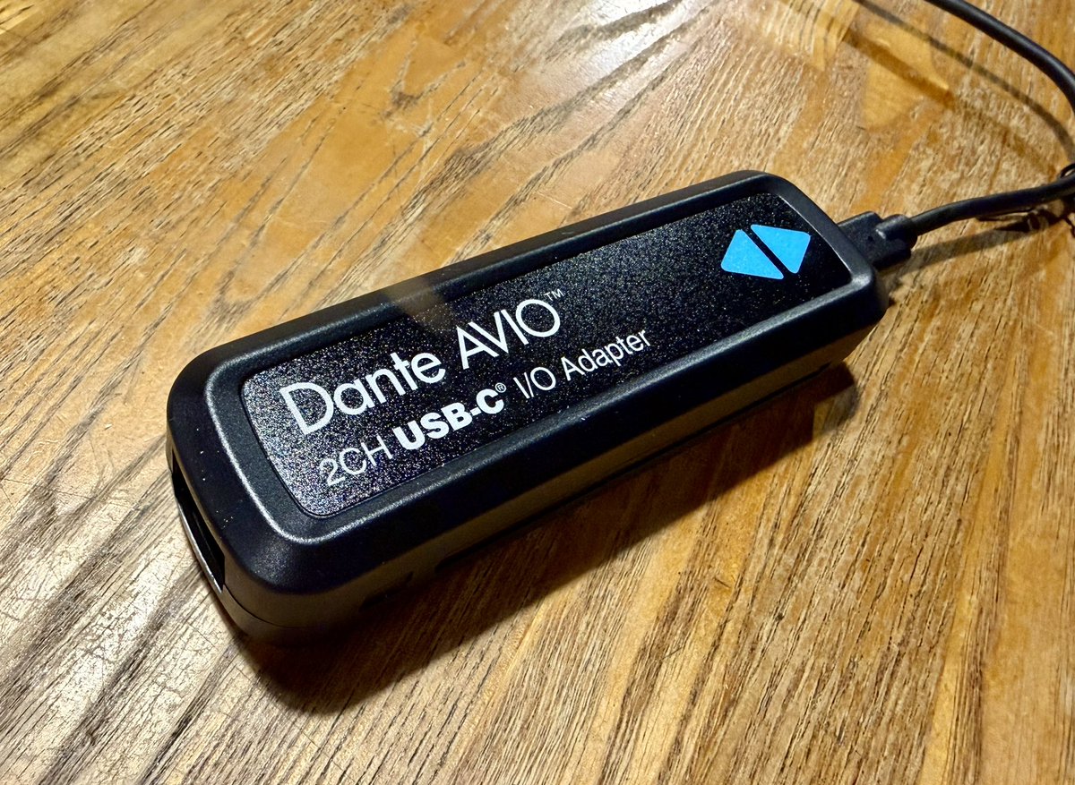 最近ネットワーク設定(VLAN)について少し調べてようやくちょっと分かってきた。
自分に必要な用語PoE、QoSとか。
うちのPAシステムは小さいので最低限の知識と設定で行けそうな気がしてHUBを買ってみました！
やはり時代なのかサウンドエンジニアもこんな音楽以外の勉強もしないと機材さえ繋げない(泣