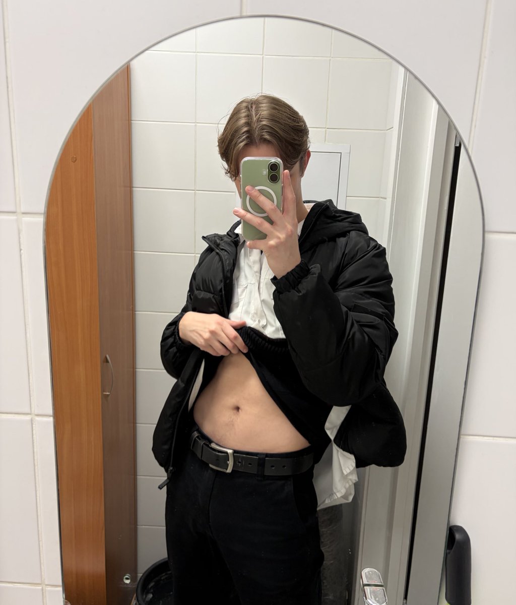 MeisenRuby's tweet image. Ну а це вам, трошки для різноманіття 😗