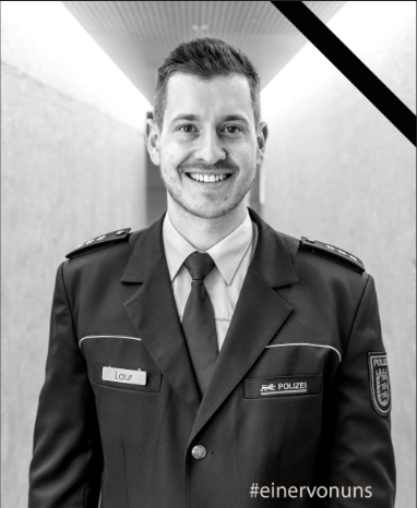 Heute wäre sein 31. Geburtstag.

#einervonuns
#RouvenLaur