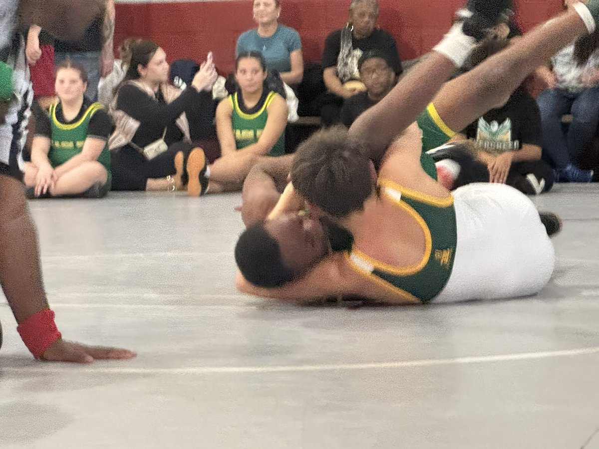 HMS Roadrunners tweet media