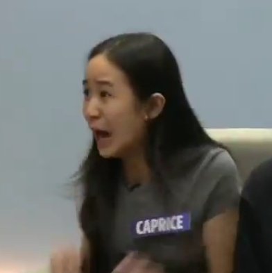 its_jsjsx's tweet photo. Jusq ang laff ko sa inyong dalawa 😭😭

#capkrys 
#PBBCollab20FranSethVisit https://t.co/Qf91KYc6pS