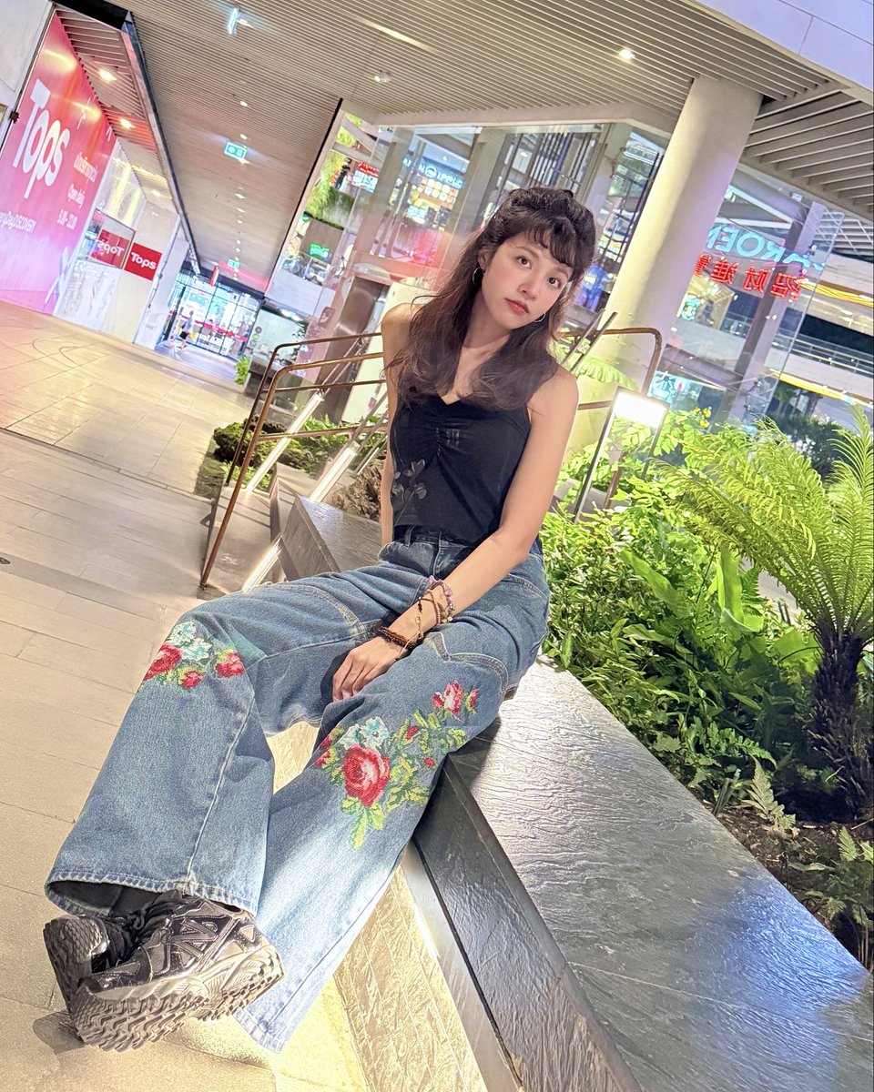 Janehoho tweet media