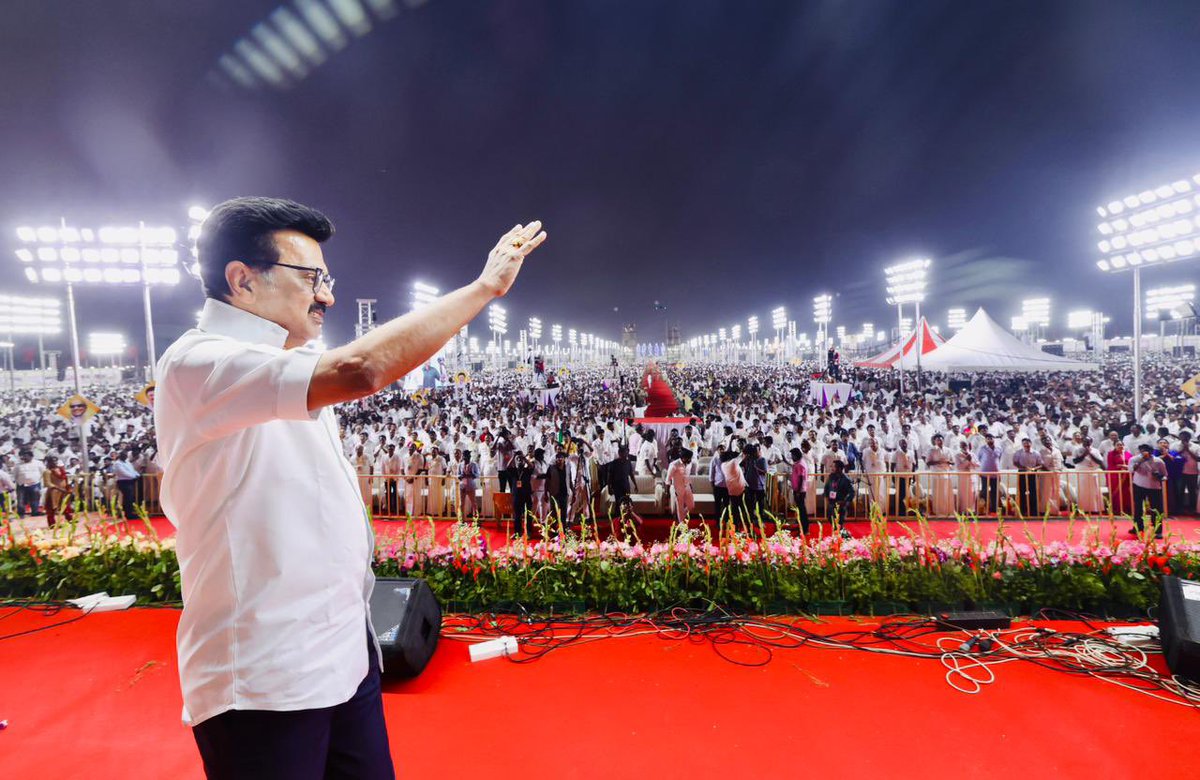 TRBRajaa's tweet photo. Maaaaasssssssssss🌄🌄🌄🔥

#Youth4DMK2026 https://t.co/MTXPimKZBF