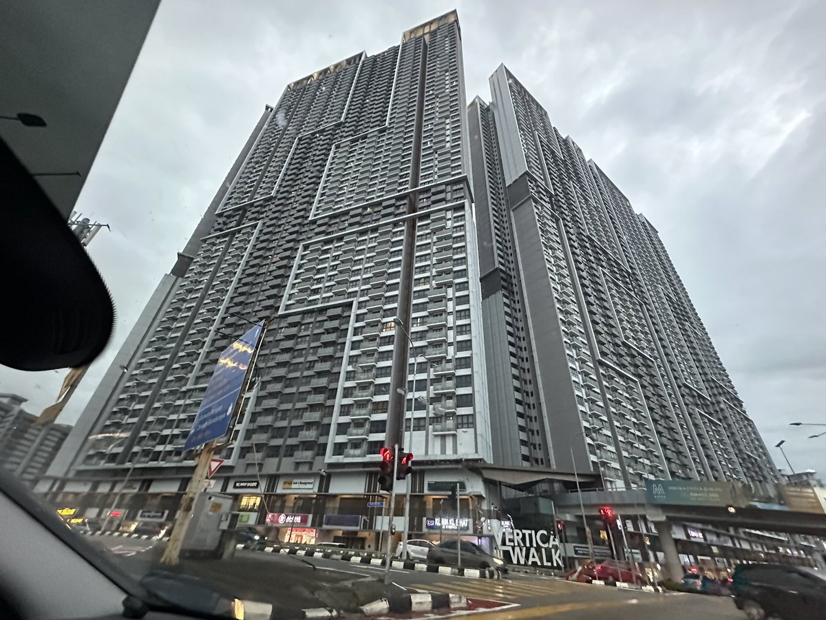 吉隆坡有必要建這種密密麻麻的公寓？