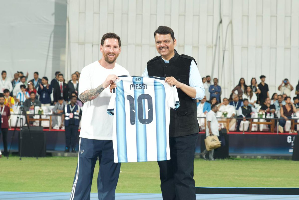 Gracias Messi! 

#GOATIndiaTour #ProjectMahadeva #Messi #Mumbai