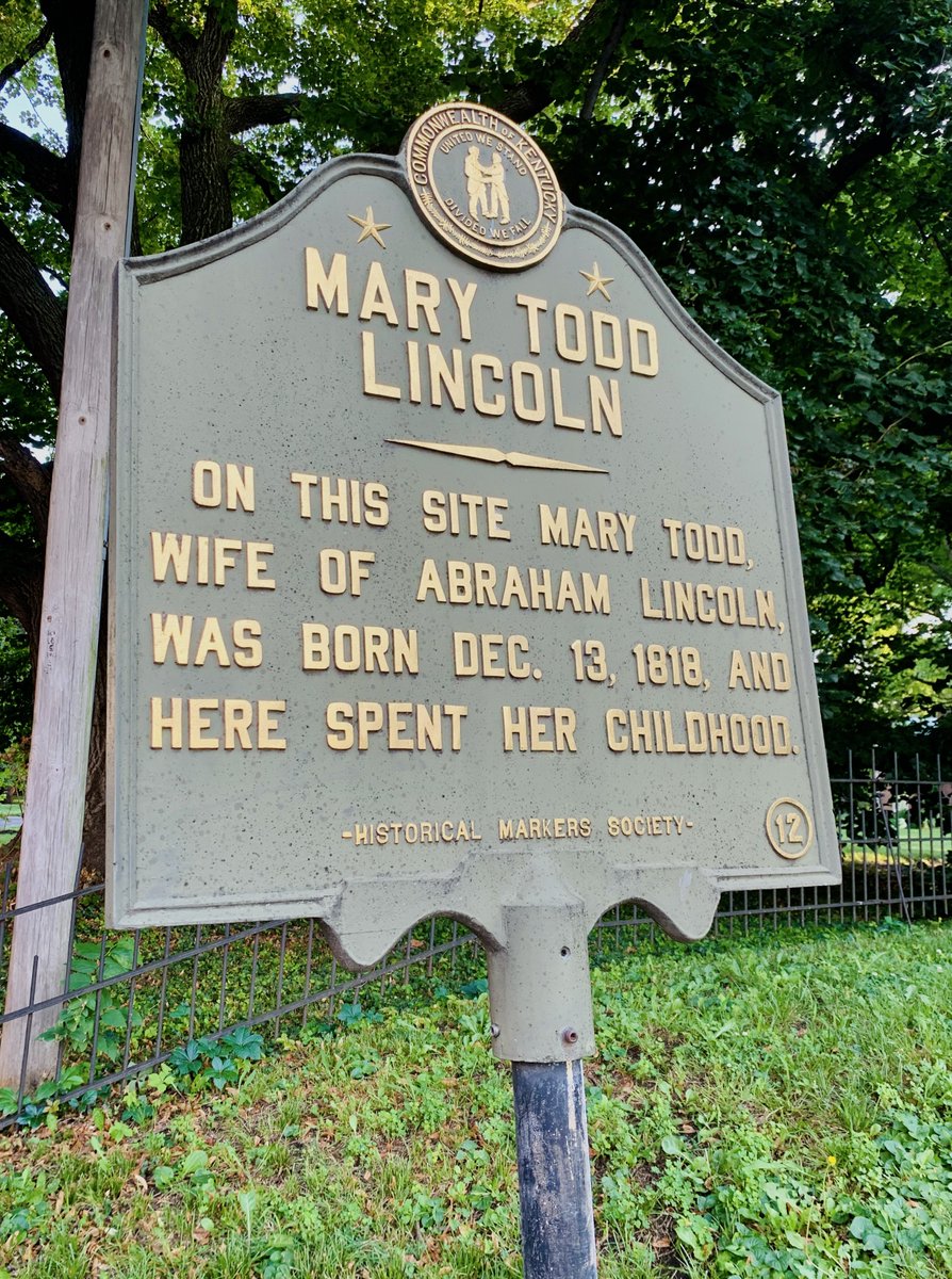 liz_july4th's tweet image. This is the actual site that Mary Todd #Lincoln was born in #Lexington. It’s now a private residence, and I accidentally discovered it as I was walking around Downtown Lexington.