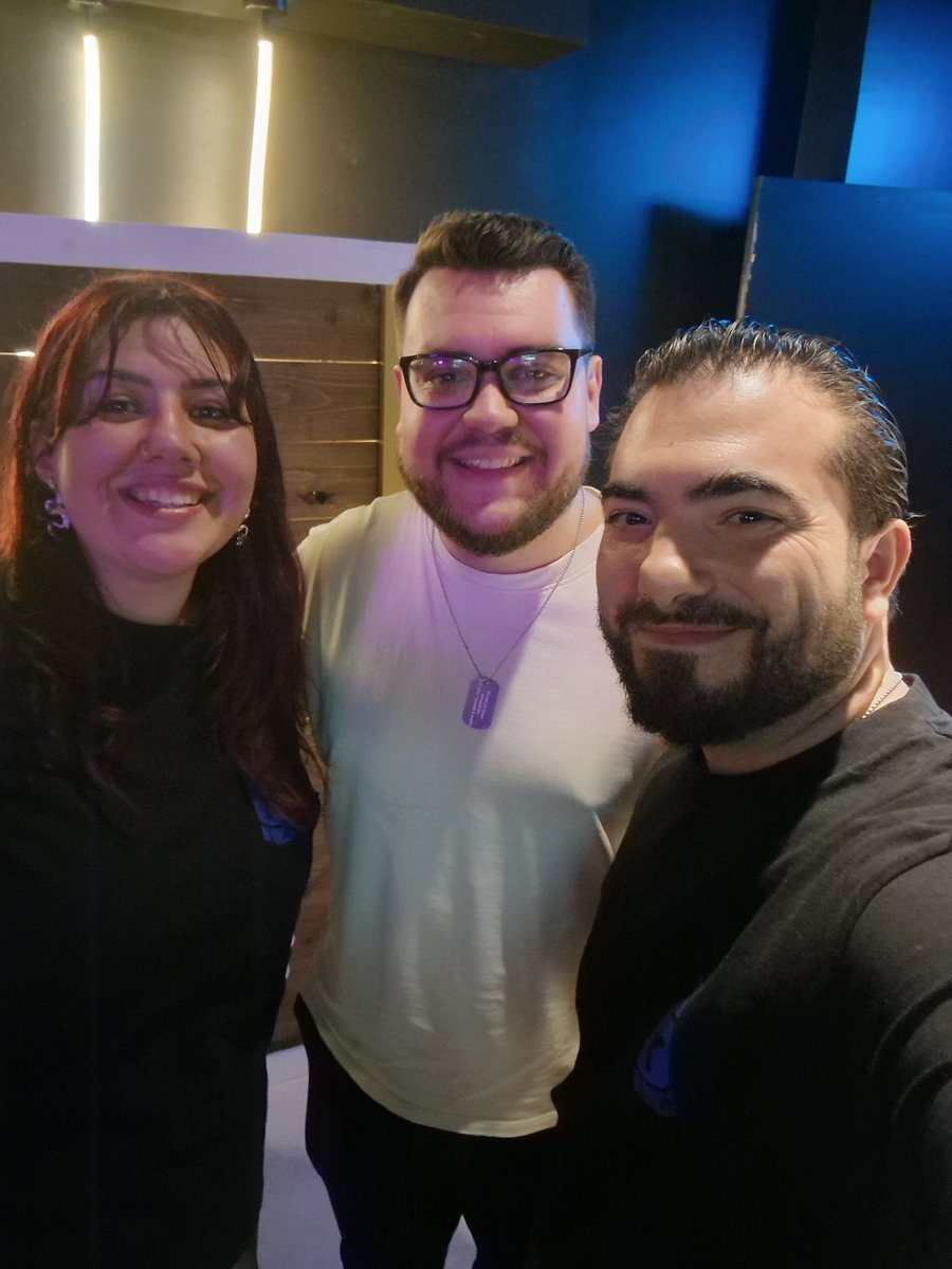 GameAnge's tweet image. 🎉 Merci @Rainbow6FR  pour cet event des 10 ans !

Des rencontres, des retrouvailles @ptyyteConass @OneShooter_ @AFitiaaa nordine @ZoulouTangoRPV @ENEMY_N1 Manon mais surtout une ambiance incroyable pendant et après l’événement. 

Un vrai moment de passion autour de R6 💙🎮