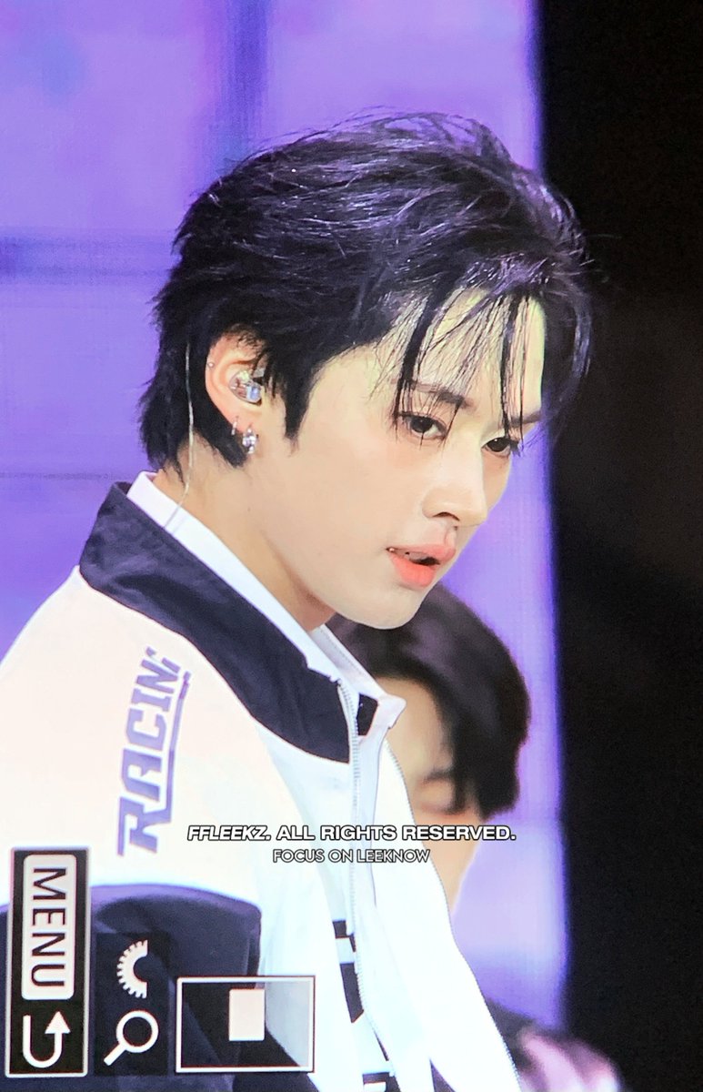 ffleekz's tweet image. 251214 MUSIC BANK 
아 기살아🥹
#리노 #LeeKnow #StrayKids