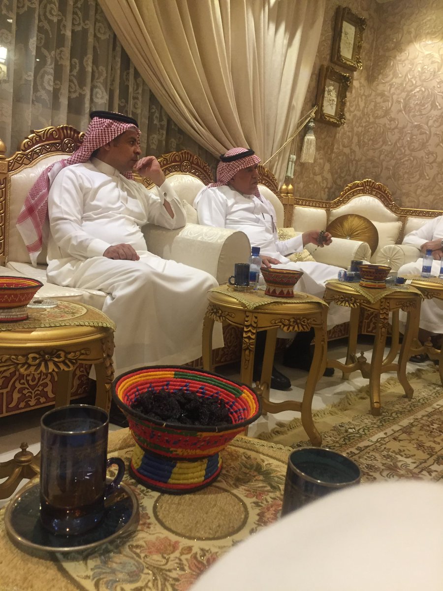 sultanqawan's tweet photo. @abodehman 
ليس أعظم من أن تصحو على وطن شجاع 
رحم الله ابا نبيله 

(آخر لقاء في منزلي ) https://t.co/cgIrf5dytK