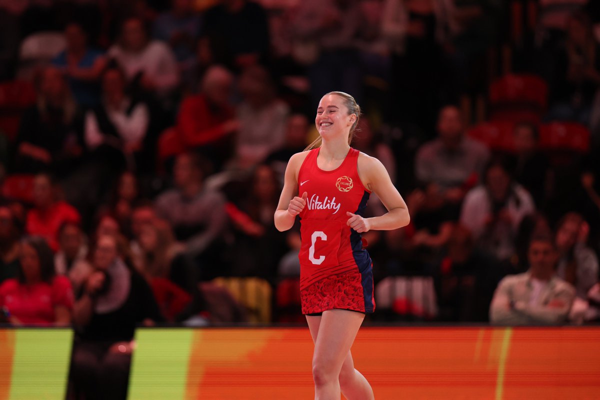 EnglandNetball's tweet image. We want to hear you 📢

🌹Make some noise for the newest Vitality Rose...

Emma Rayner 🌟