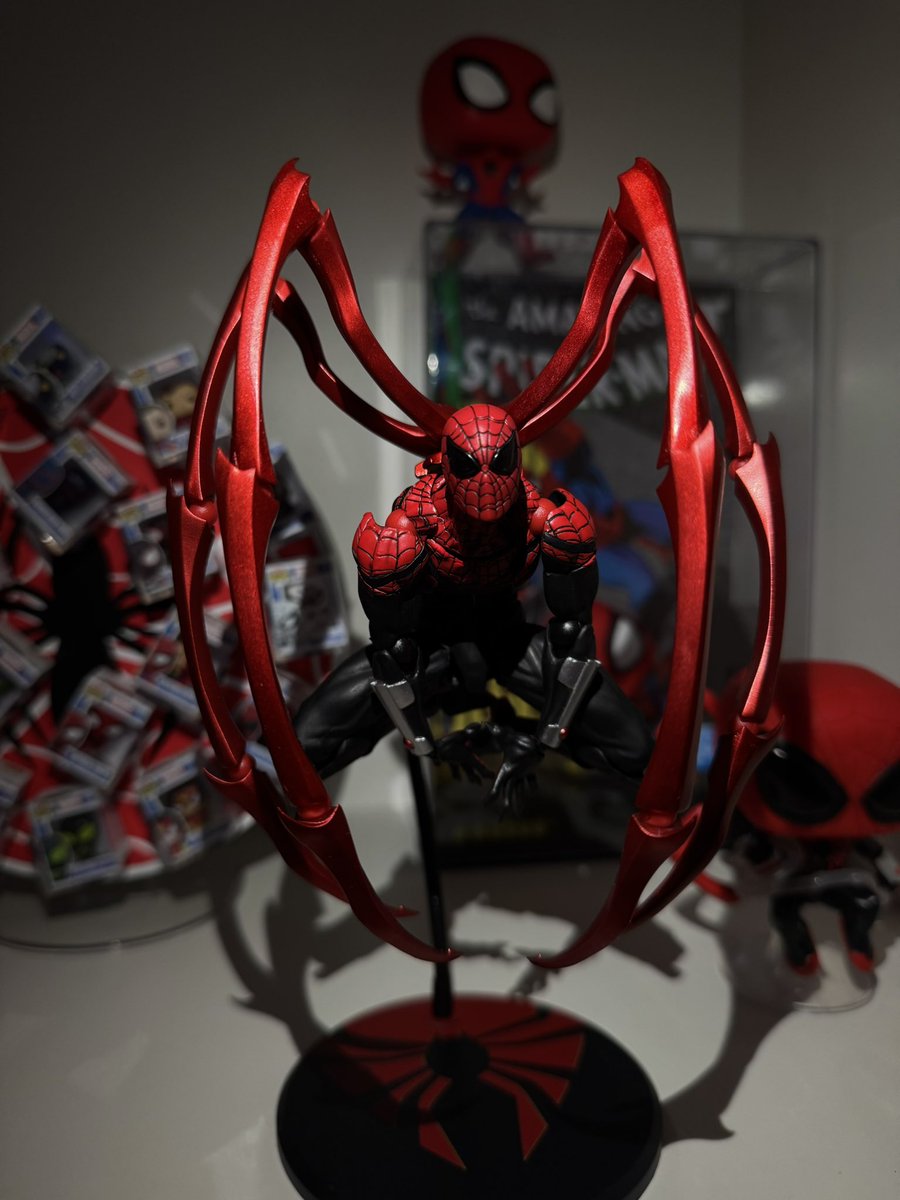 STARSCREAM tweet media