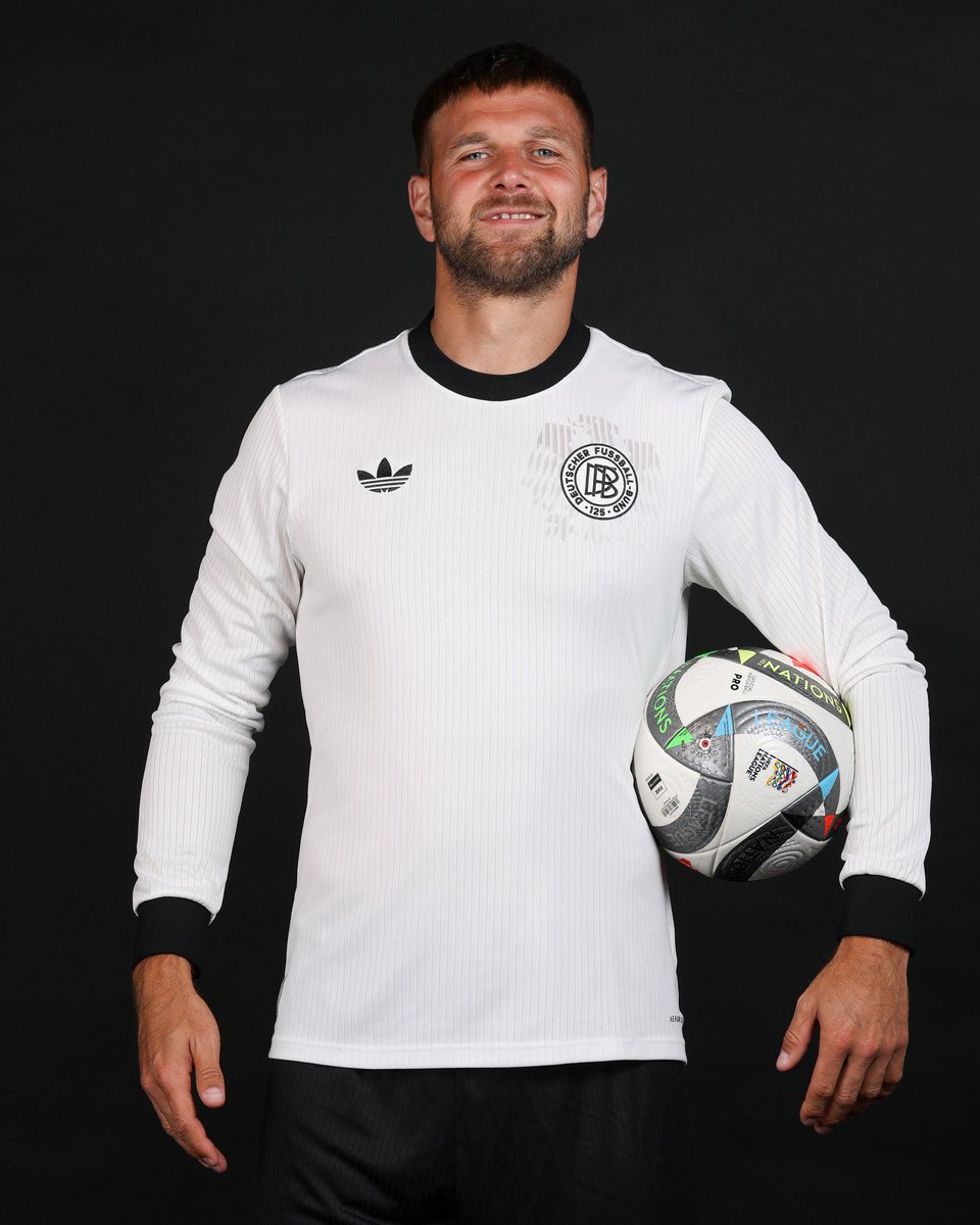 MatteMoretto's tweet image. Milan, Igli Tare pronto a bloccare Niclas Füllkrug per l’attacco. Presto nuovi contatti tra le parti. 

L’Atletico Madrid ascolterà offerte per Giacomo Raspadori. 

🎥 Tutto su YouTube: m.youtube.com/watch?v=y73qyd…