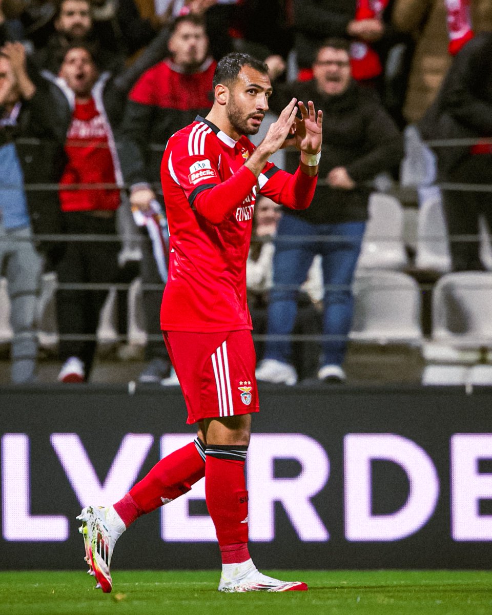 B24PT's tweet image. HAT-TRICK DE PAVLIDIS!

O melhor marcador do campeonato, já leva 20 golos esta época 🎩