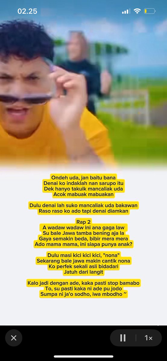 maharkidi's tweet photo. Not me in the middle of frkin night malah ngafalin rap minangnya tabola bale https://t.co/7UOL1pDMKw