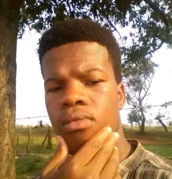 I hate accounts on follow trains who don't follow back, we followed you because of the follow train not your content, step down that high horse masimbenja #keadrive