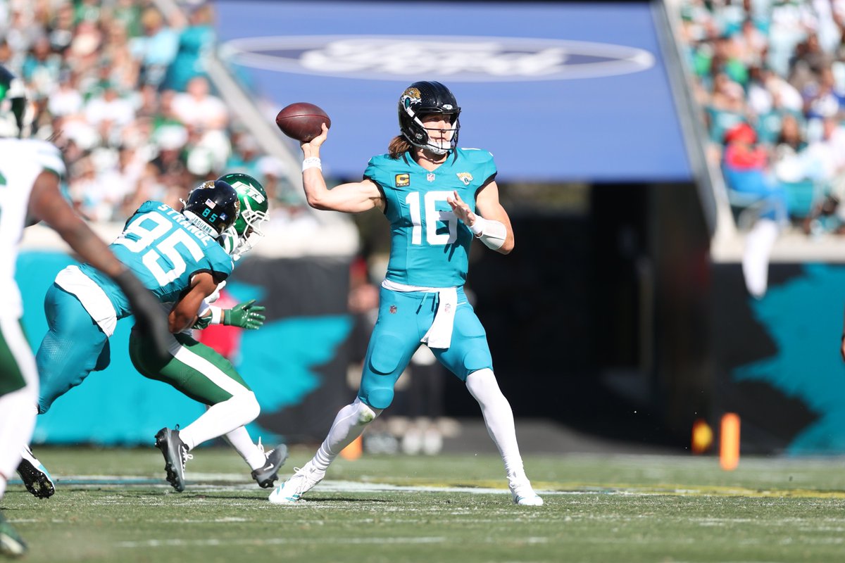 JaguarsPR's tweet photo. With three touchdown passes today, @trevorlawrence has reached 90 in his career and surpassed QB David Garrard for the third most in franchise history.

#ProBowlVote https://t.co/RmdzT0AS16