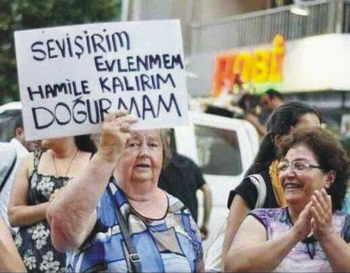 Özgür bi dur Allahını seversen...