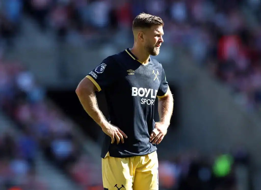 🚨 Niclas Fullkrug is the profile which Milan consider ideal as the forward reinforcement in January. Tare is working intensely and will continue to work in the coming days to sign him.

Further contacts between Milan and West Ham and between Milan and Fullkrug’s agent in an aim