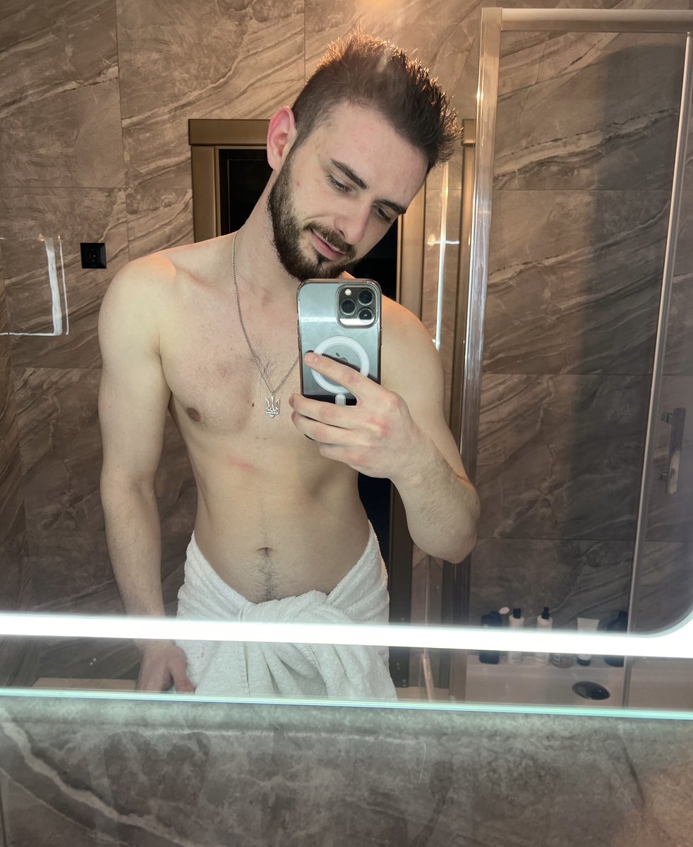 AlphaTempt tweet media