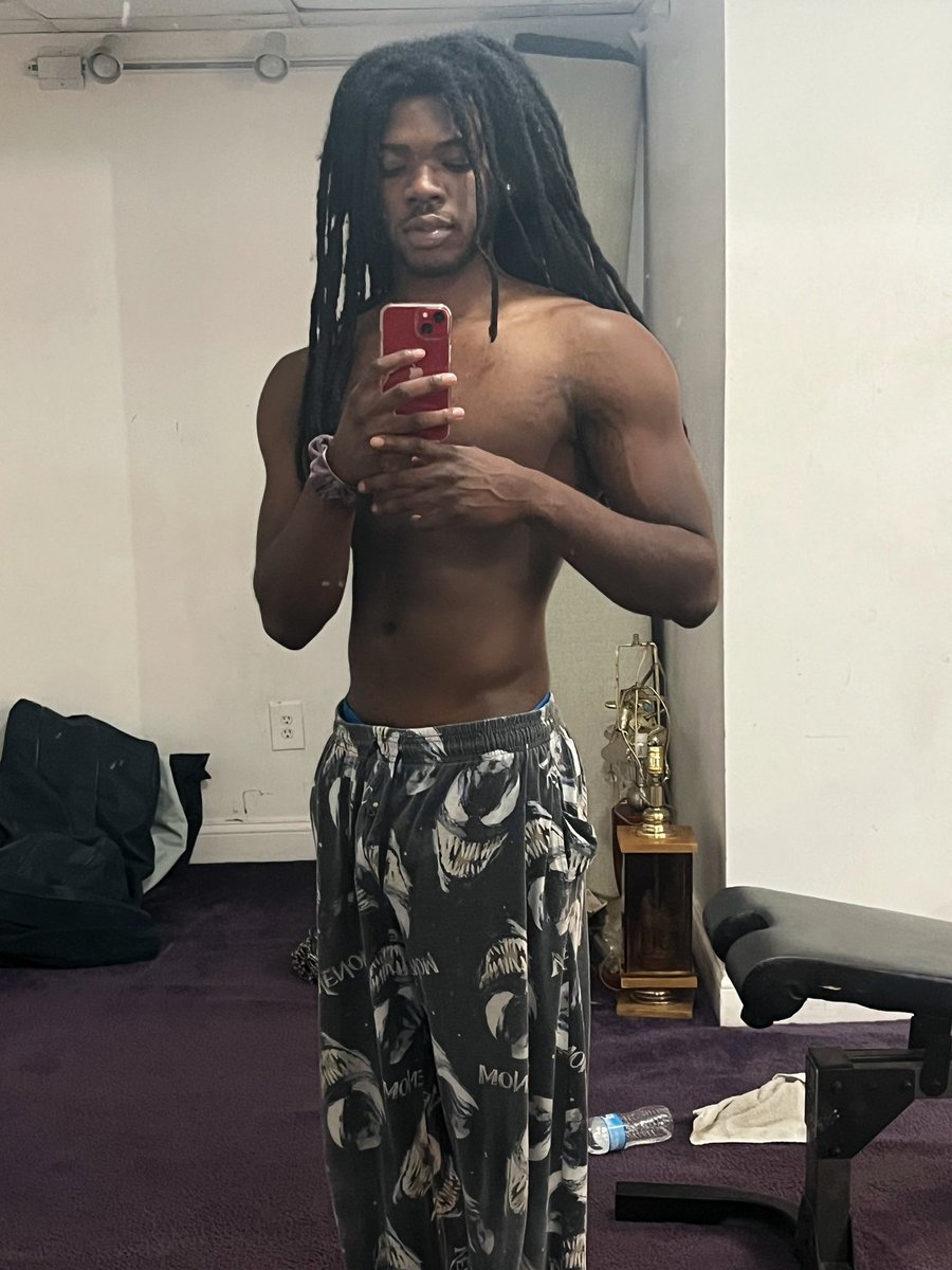 amir 🇬🇾 tweet media