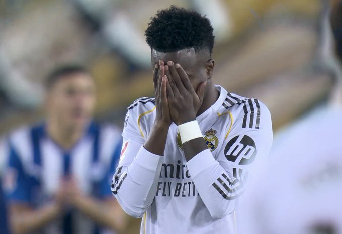 بداية المباراة:ريال مدريد ضد ألافيس 