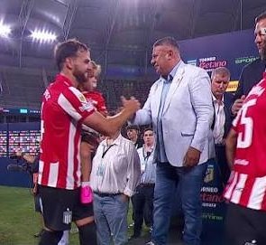 De rebeldes a secanucas
Mirá a los valientes..