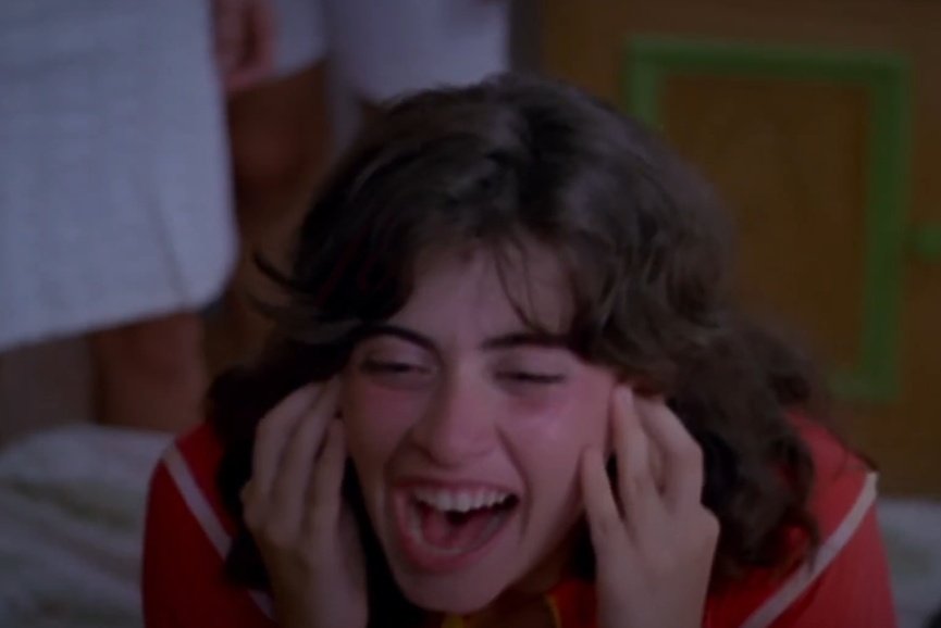 queria estar em copacabana ouvindo caetano, gil e chico...