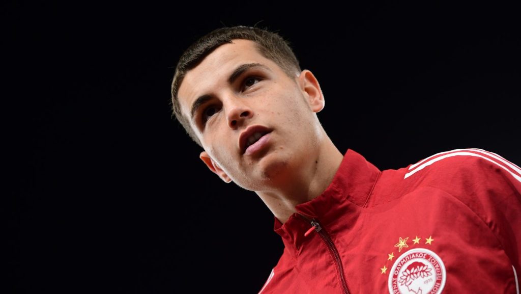 RedAnalyst7's tweet image. Η ωριμότητα δεν έχει ηλικία.

Ο 36 χρονος Garcia πήγε στη φάση της δεύτερης κίτρινης σαν παιδί στο εφηβικό.

Από την άλλη, ο αμουστακος Μουζα έκανε ακόμα έναν αγώνα όντας το απόλυτο αφεντικό.

Να τον χαρούμε όσο είναι ακόμα εδώ. #OlympiacosFC