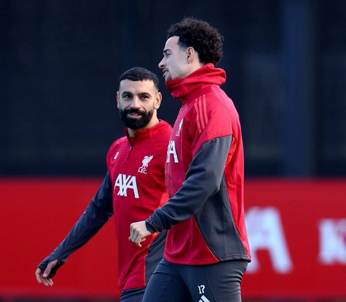 كورتيس جونز عن صلاح: "كلنا نحب مو. أنا أحب مو. في أصعب أوقاتي مع النادي، كان دائمًا من بين من كانوا موجودين.". "كنت دائمًا أستطيع التحدث معه، والأمر نفسه ينطبق الآن." 