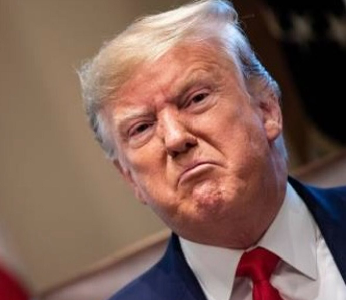 Markfry809's tweet image. The look you have when you’re less popular than herpes